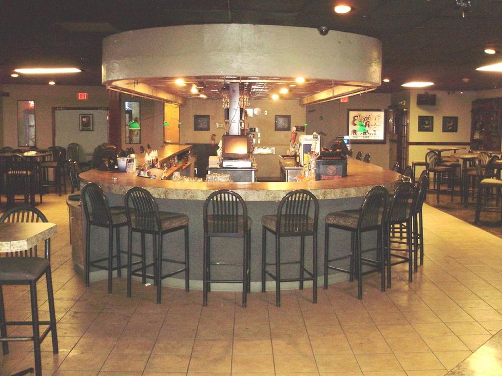 Trade Winds Central Inn Main image 2